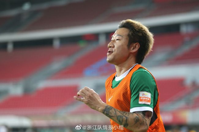 亚洲综合av一区二区三区