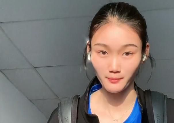 穿情趣内衣被c到高潮应用